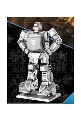 TRANSFORMERS BUMBLEBEE METAL MODEL KIT 3D 10 CM                            