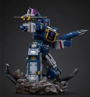 TRANSFORMES ESTATUA SOUNDWAVE 30 CM
