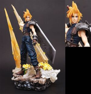 FINAL FANTASY VII STATIC ARTS CLOUD ESTATUA PVC 36CM                       