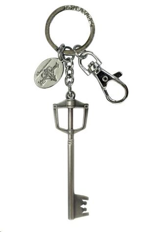 KINGDOM HEARTS LLAVERO ESTAÑO SORA'S SWORD