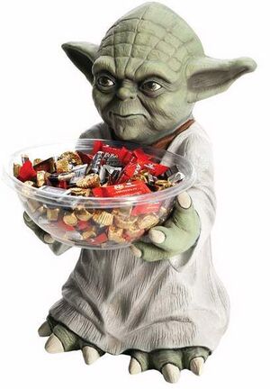 STAR WARS BOTE PARA DULCES YODA 40CM                                       