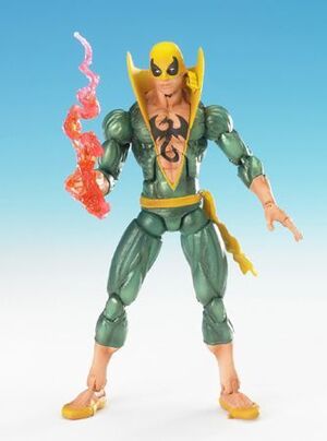 MARVEL LEGENDS SERIE 12: IRON FIST                                         