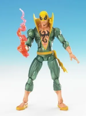 MARVEL LEGENDS SERIE 12: IRON FIST                                         