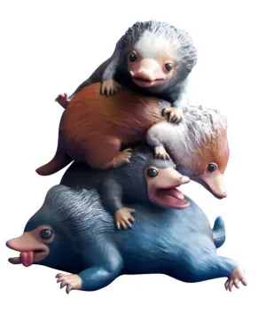 ANIMALES FANTASTICOS WIZARDING WORLD PILA DE NIFFLERS FIG 18,5 CM