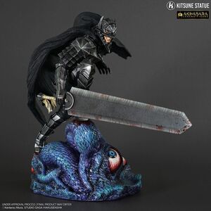 BERSERK ESTATUA PVC AKIHABARA LEGEND FIGURA 1/8 GUTS (BERSERKER ARMOR) 26 CM