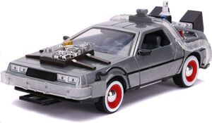 BACK TO THE FUTURE III DELOREAN TIME MACHINE VEHICULO 1/24 SCALE