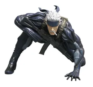 METAL GEAR SOLID 4 FIG 18CM SNAKE CROUCHING                                