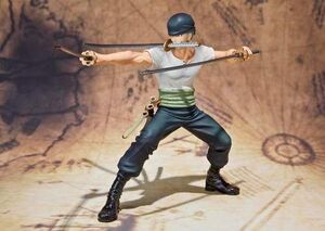 ONE PIECE ZERO FIGURARTS RORONOA ZORO VER. BATALLA 14CM                    