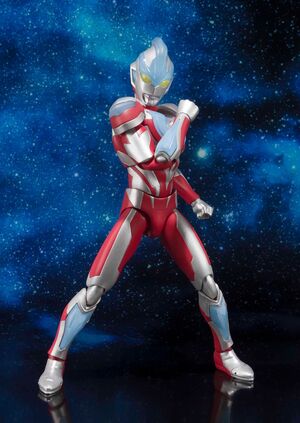 ULTRAMAN GINGA ULTRA-ACT FIGURA 16 CM                                      