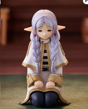 FRIEREN: BEYOND JOURNEY'S END FIGURA PVC  FRIEREN DOWNCAST  9 CM