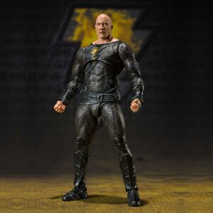 BLACK ADAM FIG DC 16,5 CM S.H FIGUARTS BLACK ADAM