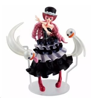 ONE PIECE FIGURA MEMORY OF HEROINES PERHONA 20 CM