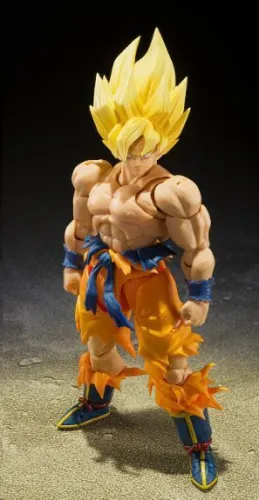 DRAGON BALL Z SH FIGUARTS BEST SELECTION SUPER SAIYAN SON GOKU LEGENDARIO 15,4 CM