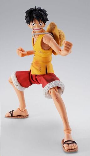 ONE PIECE FIGURA SH FIGUARTS MONKEY.D.LUFFY MARINEFORD 15 CM
