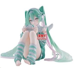 HATSUNE MIKU FIGURA BANPRESTO HATSUNE MIKU HOLIDAY MEMORIES GAME 13CM