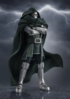 DOCTOR DOOM AVENGERS DOOMSDAY FIGURA S.H.FIGUARTS 16 CM