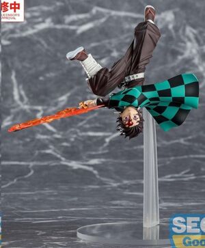 DEMON SLAYER. KIMETSU NO YAIBA LUMINASTA FIGURA PVC TANJIRO KAMADO HINOKAMI KAGURA SETTING SUN TRANSFORMATION 15 CM