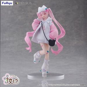 HATSUNE MIKU ESTATUA PVC TENITOL SAKURA MIKU COOL STYLE [PETIT] 19 CM