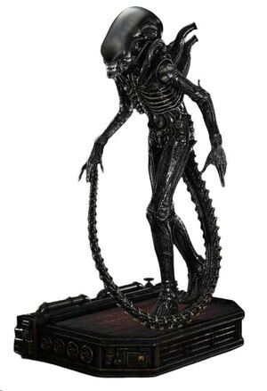 ALIEN MOVIE FIGURA MASTERLONE XL 1/3 BIG CHAP XENOMORPH CLOSE UP SHOT VER. VERSIÓN DELUXE 100 CM