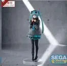 HATSUNE MIKU SHUTTERED SEKAI VERSION FIGURA 20 CM COLORFUL STAGE! THE MOVIE: A MIKU WHO CAN'T SING LUMINASTA