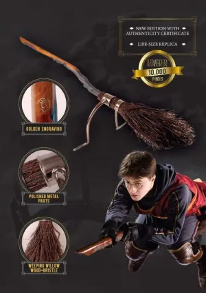 HARRY POTTER RÉPLICA 1/1 ESCOBA SAETA DE FUEGO 2022 EDITION