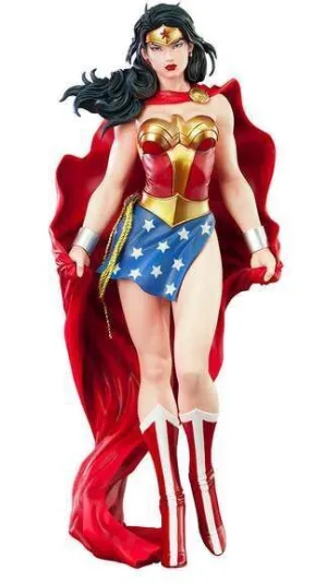 WONDER WOMAN ESTATUA ARTFX 1/6 30CM                                        