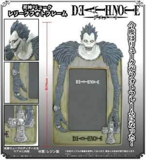DEATH NOTE MARCO DE FOTOS RYUK                                             