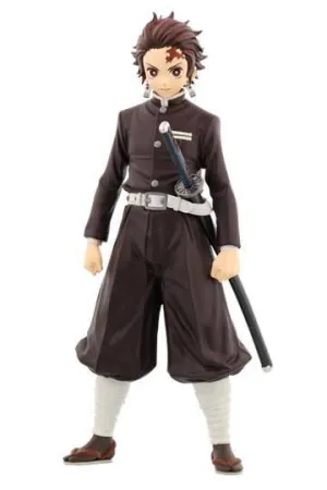 GUARDIANES DE LA NOCHE FIGURA 16 CM TANJIRO KAMADO
