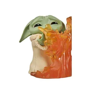 STAR WARS THE MANDALORIAN FIGURA 5.5 CM BABY YODA DETENIENDO EL FUEGO S2   