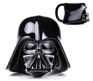 STAR WARS TAZA 3D DARTH VADER 700ML                                        