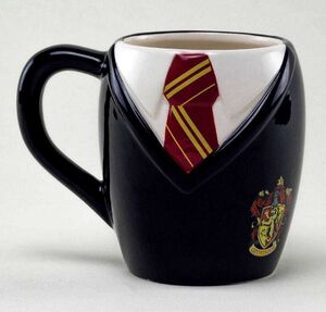 HARRY POTTER TAZA 3D GRYFFINDOR UNIFORM                                    