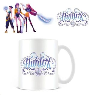 KPOP DEMON HUNTER TAZA HUNTRIX GROUP WHITE