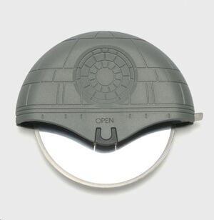 STAR WARS CORTADOR DE PIZZA ESTRELLA DE LA MUERTE