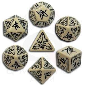 DADOS Q-WORKSHOP SET DE 7: CALL OF CTHULHU BEIGE-BLACK