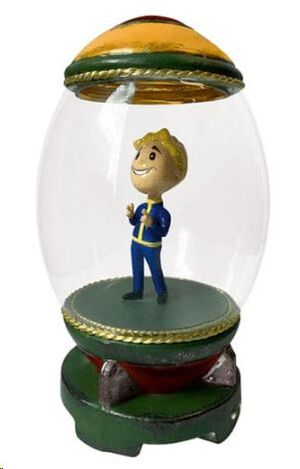 FALLOUT ESTATUA BLOWN GLASS ADORNMENT SERIES NUKE VAULT BOY 17 CM