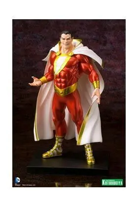 SHAZAM ESTATUA 18 CM DC COMICS NEW 52 ART FX                               
