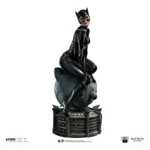 BATMAN RETURNS ESTATUA LEGACY REPLICA 1/4 CATWOMAN 49 CM