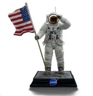 NASA ESTATUA 1/10 ART SCALE APOLLO 11 ASTRONAUT 23 CM