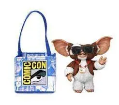 GIZMO CON BOLSA FIGURA 18 CM EXCLUSIVA GREMLINS                            