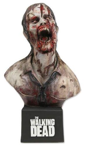 THE WALKING DEAD BUSTO DEER EATING ZOMBIE SDCC EXCLUSIVE 17CM              