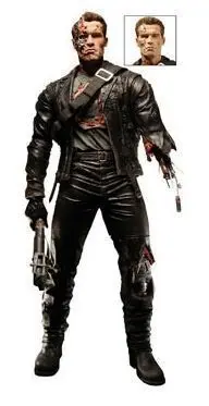 TERMINATOR 2 CULT CLASSICS SERIE 2 FIG 18CM - T-800 BATTLE DAMAGE          