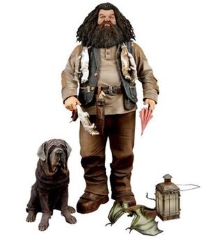 HARRY POTTER FIG HAGRID 24CM CON SONIDO                                    