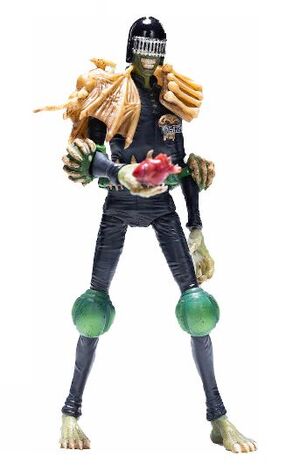 JUDGE DREDD PREVIEWS EXCLUSIVE 1/18 SCALE FIG 10 CM CHIEF JUDGE CALIGULA