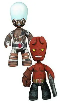 HELLBOY & JOHANN SET 2 FIGURAS 15 CM MEZ-ITZ                               
