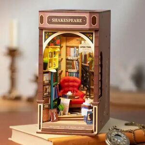 MAQUETA BOOK NOOK CON LUZ LIBRERIA SHAKESPEARE LEFT BANK