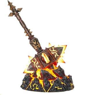 WORLD OF WARCRAFT RÉPLICA SULFURAS, HAND OF RAGNAROS 25 CM