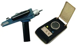 STAR TREK PHASER PISTOL Y COMMUNICATOR                                     