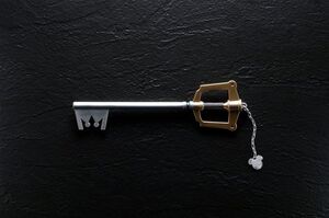 KINGDOM HEARTS MASTER ARMS - KINGDOM KEY REPLICA METAL                     