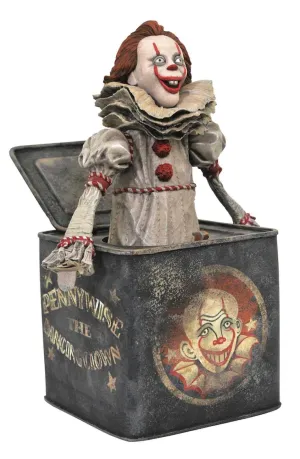 IT 2 DIORAMA PVC 23 CM PENNYWISE EN CAJA SORPRESA IT GALLERY               