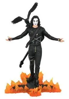 EL CUERVO PREMIER COLLECTION ESTATUA ERIC DRAVEN 28 CM